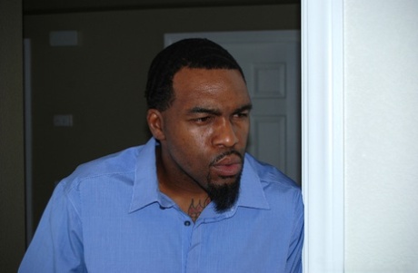 Грудастая латиноамериканка Ариэлла Феррера снимается на Би-би-си во время жесткого экшена картинка 7