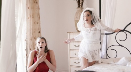 Новоиспеченная невеста занимается лесбийским сексом втроем со своими подружками в день своей свадьбы картинка 9