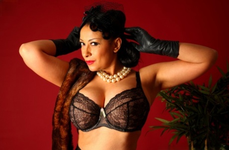 Просто Даника Даника Коллинз в чулках картинка 8