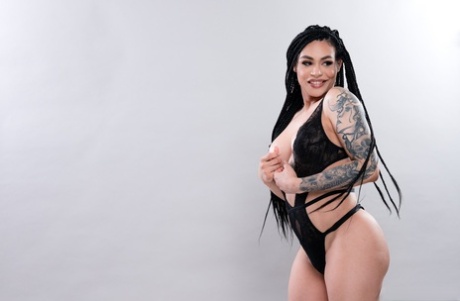 Пришло время для новой части медосмотра, на этот раз доктора Ди Уильямс картинка 13