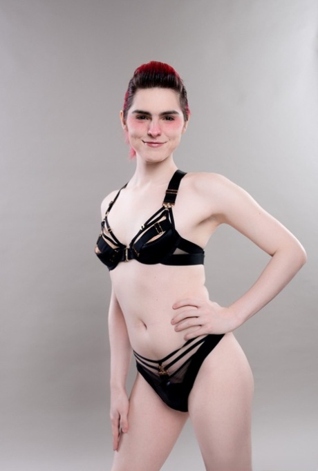 Пришло время для новой части медосмотра, на этот раз доктора Ди Уильямс картинка 6