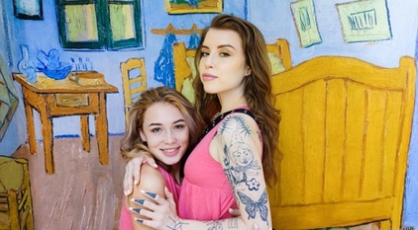 Музей селфи - горячая точка для шлюх женского общества, Часть 1, сцена 01 картинка 1