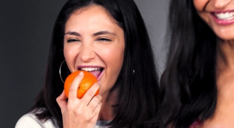 Суперзвездные исполнительницы Джейн Уайлд и Эмили Уиллис не только опытные картинка 5