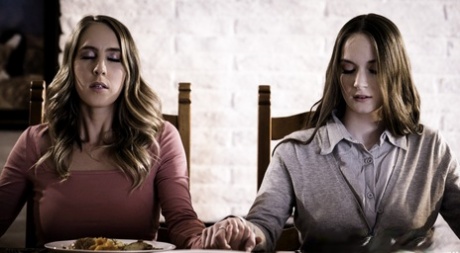 Кейденс Лакс, Хейзел Мур, Сет Гэмбл картинка 1