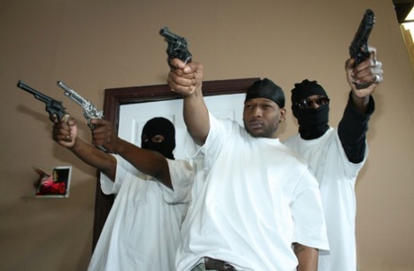 Милашка в униформе Джейден Джеймс трахается прямо в офисе картинка 3