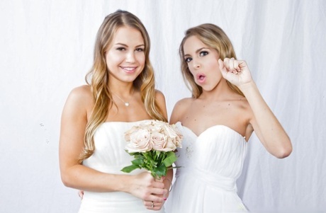 Порнозвезды Кендалл Кайден и Кимми Грейнджер занимаются лесбийским сексом после свадьбы картинка 1