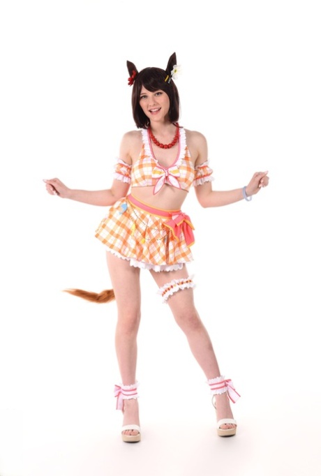 Соблазнительная похотливая Лисичка-горничная картинка 1