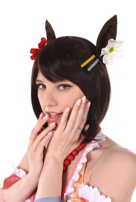 Соблазнительная похотливая Лисичка-горничная картинка 3