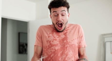 Злые промокшие соседи по комнате, сцена 01 картинка 3