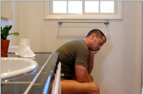 Пышногрудая хуесоска с тугой попкой Рэйчел Старр жестко трахается картинка 2